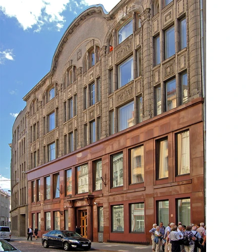 Valsts un pašvaldību institūcijām piederošās ēkas varēs iznomāt  uz 30 gadiem