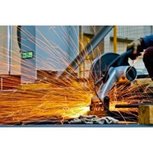 Valdība precizē reversās PVN maksāšanas kārtību darījumos ar metālizstrādājumiem