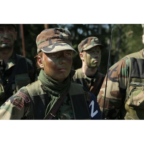 Plāno darba devējiem kompensēt atlīdzību, ko tie izmaksājuši darbiniekiem, kas neveic pienākumus zemessargu un rezerves karavīru apmācību laikā