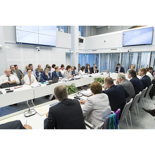 Saeima  lemj par nodokļu reformas likumprojektiem galīgajā lasījumā