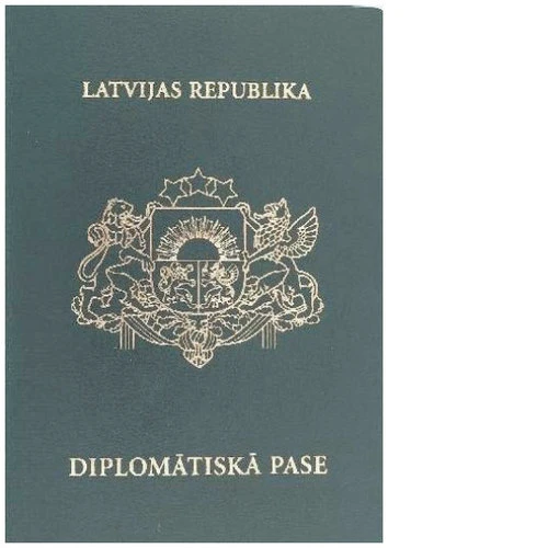 Paplašina to personu loku, kam Ārlietu ministrija varēs izsniegt diplomātisko pasi 