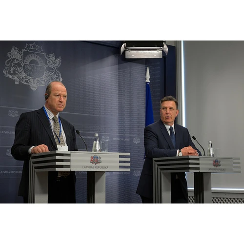 Valdības un investoru tikšanās laikā diskutē par prioritātēm investīciju vides uzlabošanai