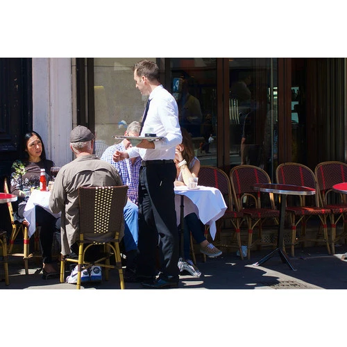 Svešvalodu prasmi varēs pieprasīt, tikai pamatojot ar darba pienākumu specifiku
