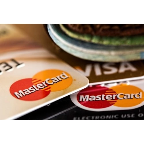 Īstermiņa patēriņa kredīts nevarēs būt lielāks par pusi no minimālās algas