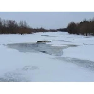 Pašvaldības ar likuma spēku varēs noteikt aizliegumu atrasties uz ūdenstilpju ledus