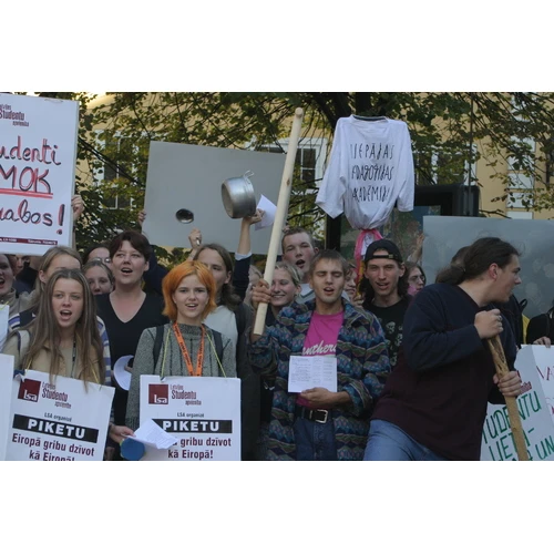 Policistiem piketa laikā būs lielākas pilnvaras sabiedriskās kārtības nodrošināšanai