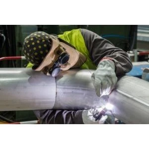 Rūpniecība maijā augusi lēni