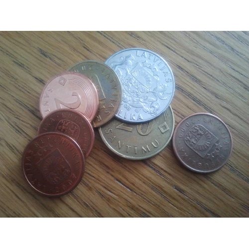 Valsts pabalstu izmaksas ierobežojumi šogad netiks atcelti