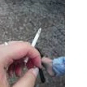 Eiroparlamentā vēlas pastiprināt pretsmēķēšanas noteikumus, aizliegt aromatizētās un tievās cigaretes