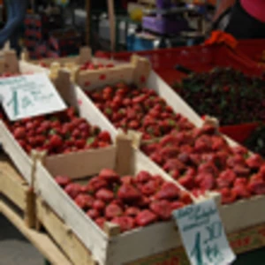 Saeima samazina PVN Latvijai raksturīgiem dārzeņiem, ogām un augļiem