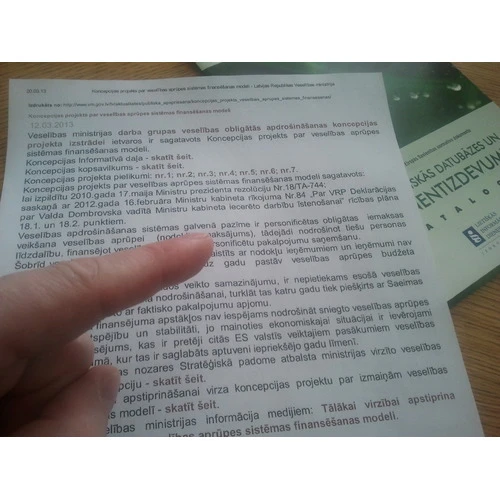 Veselības ministrijas piedāvātais veselības aprūpes sistēmas finansēšanas modelis saņem valdības un Tiesībsarga kritiku