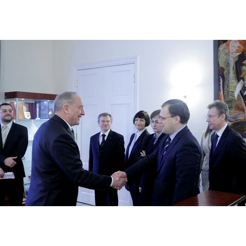 Valsts prezidents ticies ar Satversmes tiesas tiesnešiem un pārrunājis par tiesas attīstību