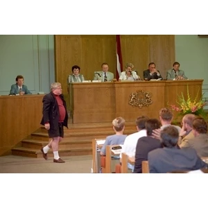 Kopš 5. Saeimas sanākšanas aizritējuši divdesmit gadi