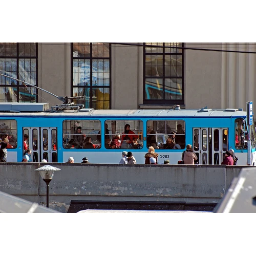 Saeima: pašvaldības nevarēs noteikt lētākas sabiedriskā transporta biļetes tikai pēc iedzīvotāju dzīvesvietas