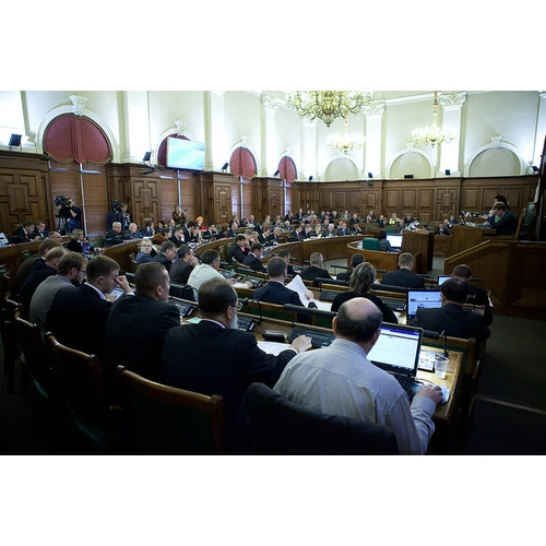 Saeima pirmajā lasījumā atbalsta nākamā gada valsts budžetu 