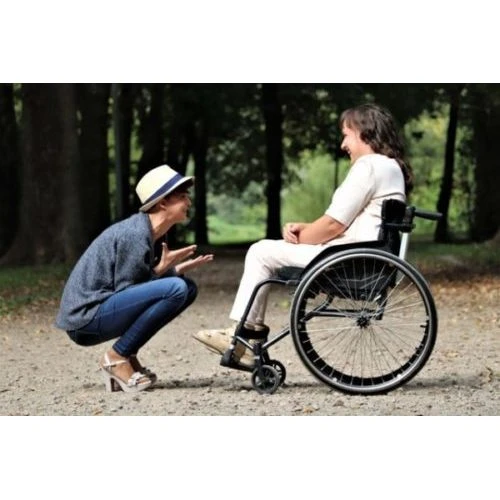 No 1.jūlija palielinās kopšanas pabalsti personām ar invaliditāti no bērnības un bērniem ar smagu invaliditāti