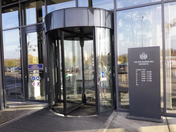 VID skaidro, kā pašnodarbinātajiem elektroniski pieteikties dīkstāves pabalstam