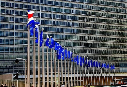 Eiropas Komisija informē par atbalstu apgrozāmo līdzekļu nodrošināšanai pandēmijas skartajiem mazajiem un vidējiem uzņēmumiem