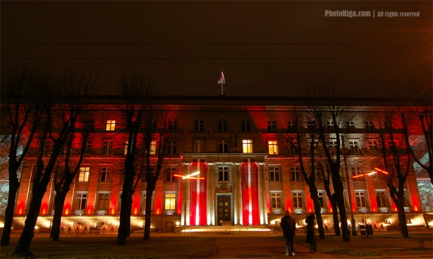 Valdība, arodbiedrības un darba devēji pārrunā ekonomisko situāciju un budžeta prognozes