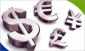 Eiropas Parlaments aicina spiegošanas aizdomu dēļ apturēt banku datu apmaiņu ar ASV