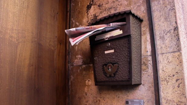 KP norāda uz nevienlīdzīgu konkurenci preses piegādes pakalpojumu tirgū