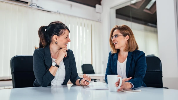 Uzņēmuma vadītājs un viņa grāmatvedis