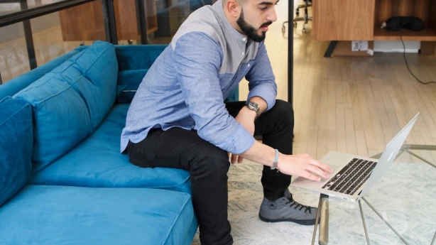 Kā nodokļu konvencijas ietekmē nerezidenta algas nodokļus?