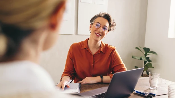 Darbinieku pieņemšana darbā: ko svarīgi ievērot un kā izvairīties no biežākajām kļūdām?