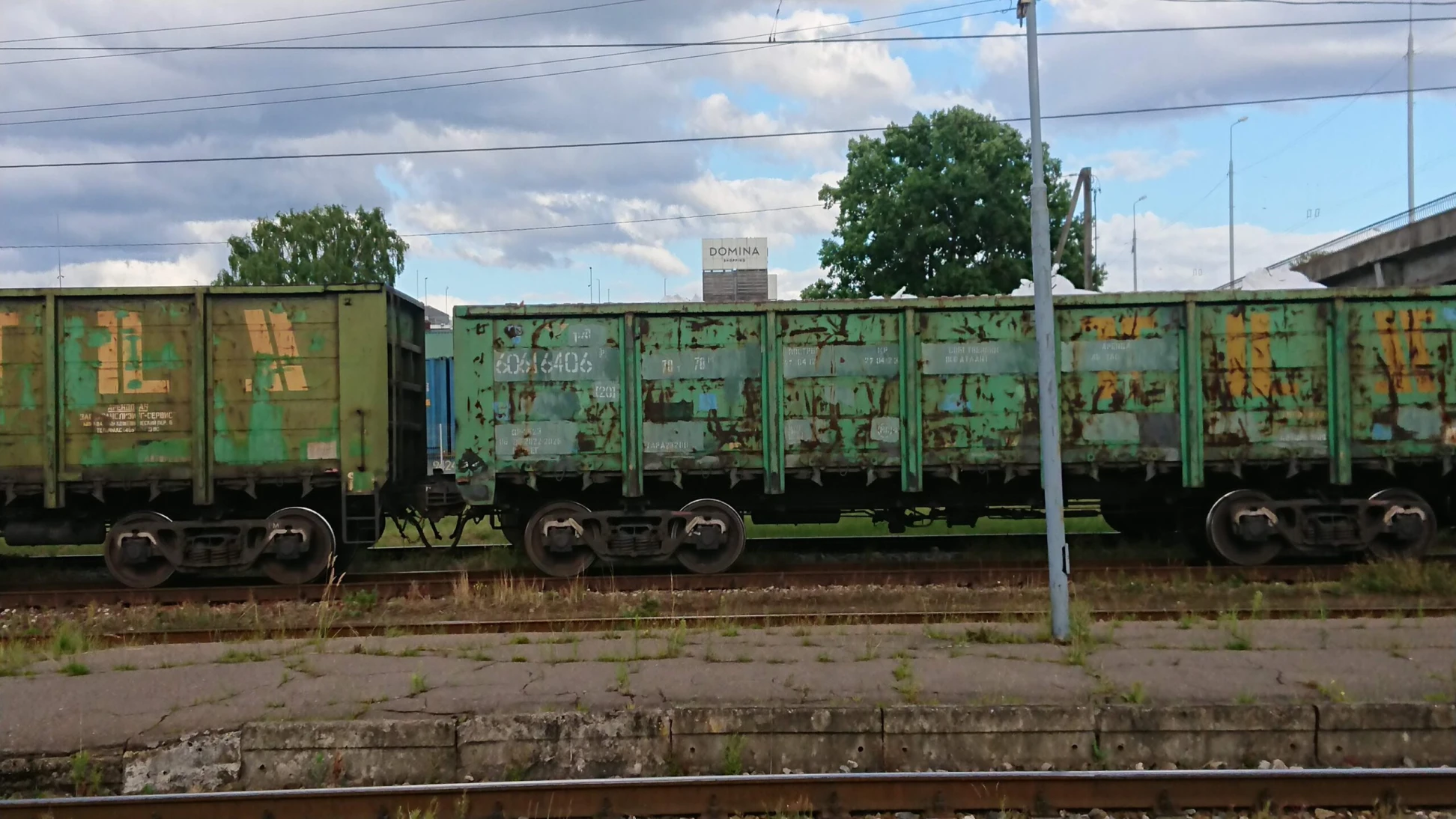 Aizliedz Krievijas un Baltkrievijas lauksaimniecības produktu importu Latvijā