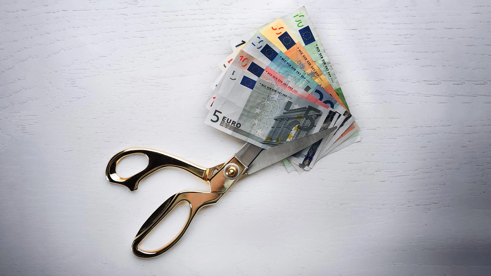 Ieturējumi no parādnieka darba samaksas, sākot no 1. oktobra