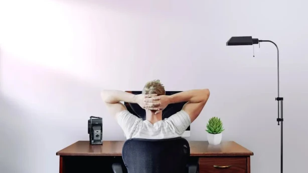 Vai uzņēmums var atprasīt no personas nodokļus, kas samaksāti par viņu VID?