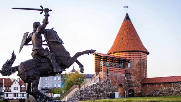 Lietuvā no nākamā gada paredzēts paaugstināt vairākus nodokļus