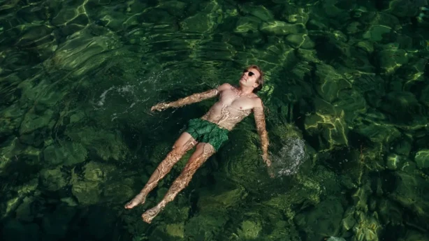 Vai kapitālsabiedrības valdes loceklim ir tiesības saņemt kompensāciju par neizmantoto atvaļinājumu?