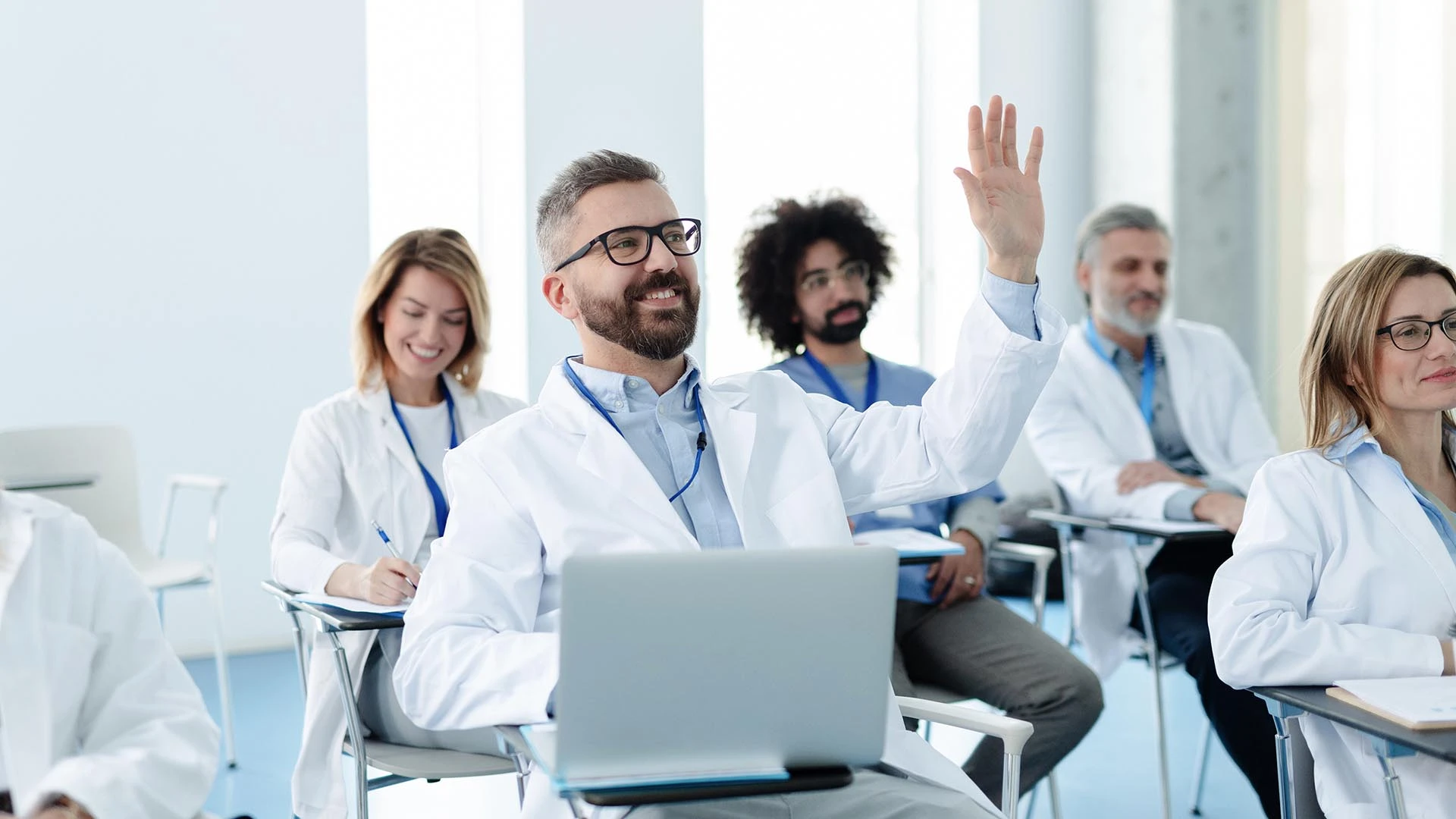 Saeimas komisijas sēdē uzklausīs sociālo partneru viedokļus par grozījumiem Darba likumā