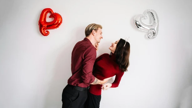 Kā uzņēmumi var izmantot Valentīndienu, lai veidotu klientu lojalitāti