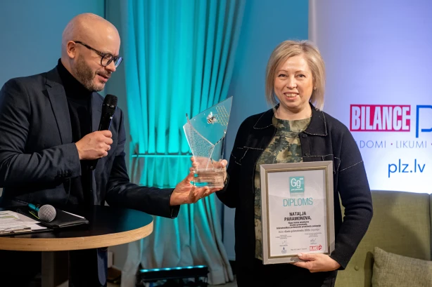 Pasniegtas balvas konkursa “Gada grāmatvedis 2025” uzvarētājām