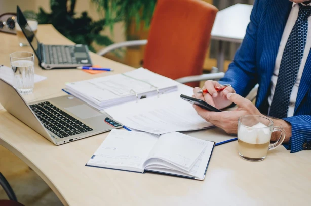 Politiskajām partijām un šķīrējtiesām jāaktualizē informācija