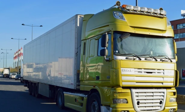 VID Muitas pārvalde iesaldē attiecības ar Krievijas muitu, autopārvadātāju apkalpošana netiek pārtraukta