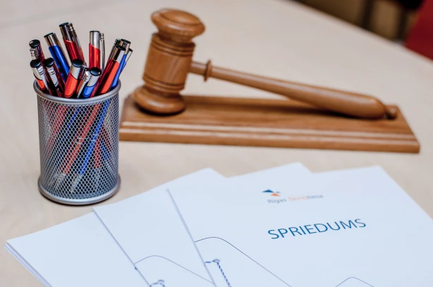 Tiesai no jauna jāvērtē strīds par tiesībām atskaitīt priekšnodokli par starpniecības pakalpojumiem kapitāldaļu iegādē