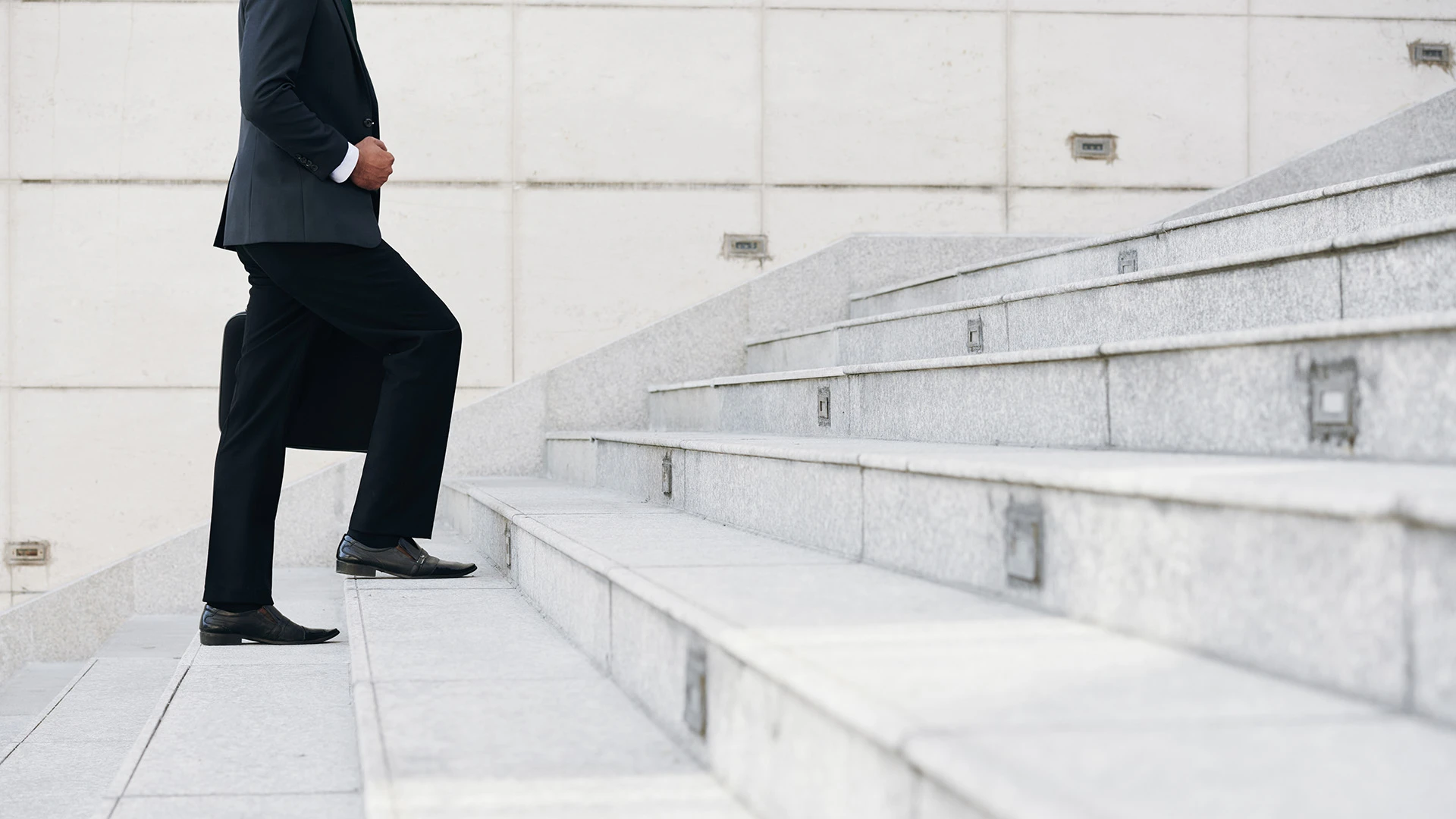 Grāmatvedības likumprojekts precizēts un nodots Saeimai