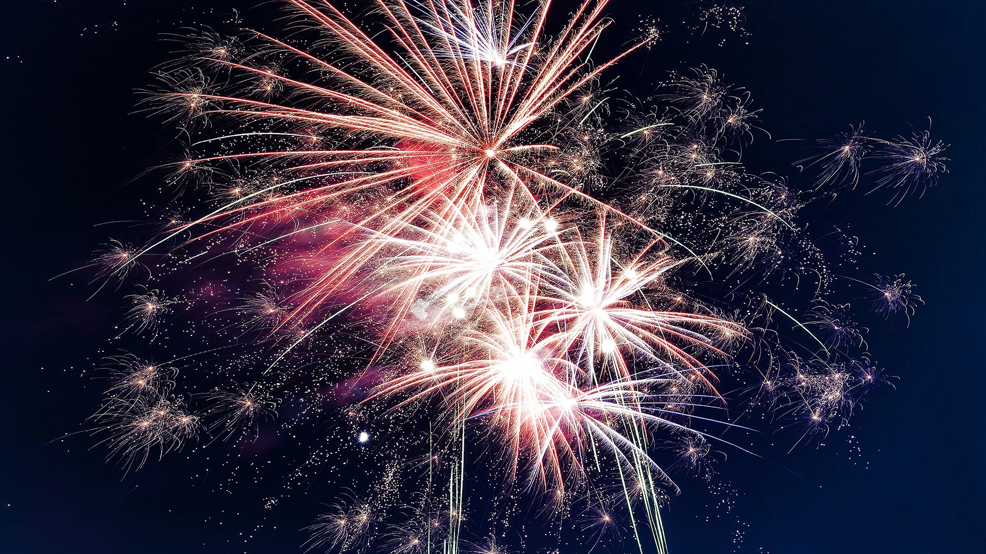 Atlīdzība par darbu nepilnā mēnesī ar svētku dienām