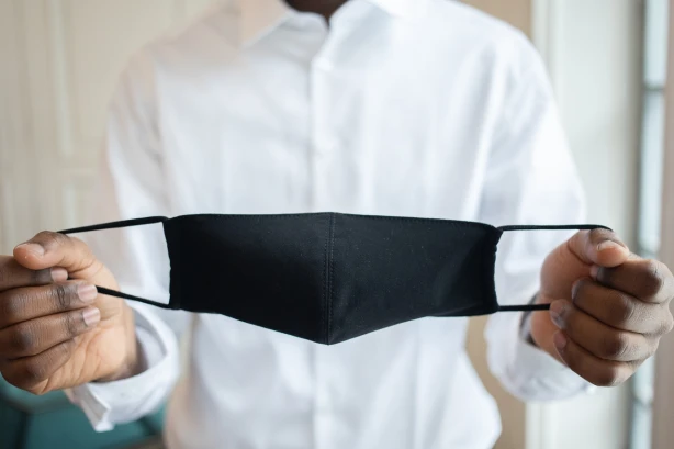 Kādu informāciju par klienta sadarbspējīgo sertifikātu drīkst saņemt pakalpojumu sniedzēji?