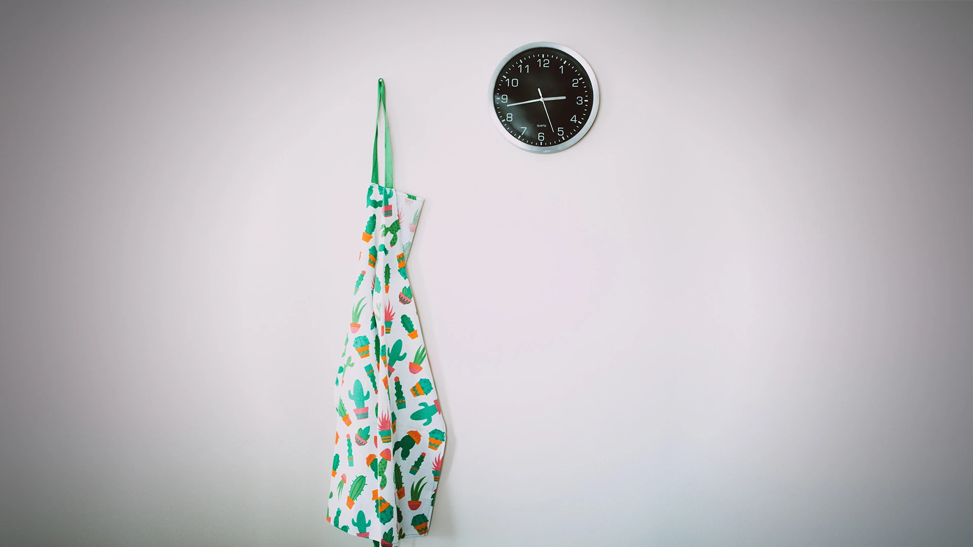 Regulējums atbalstam par dīkstāvi un algu subsīdijai