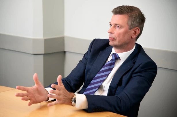 Vai iespējams apturēt cenu skrējienu?