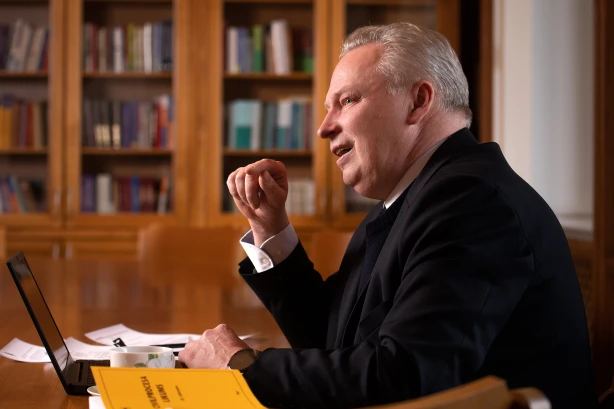 Lielākā rīcības brīvība ir pirmajā tiesu instancē