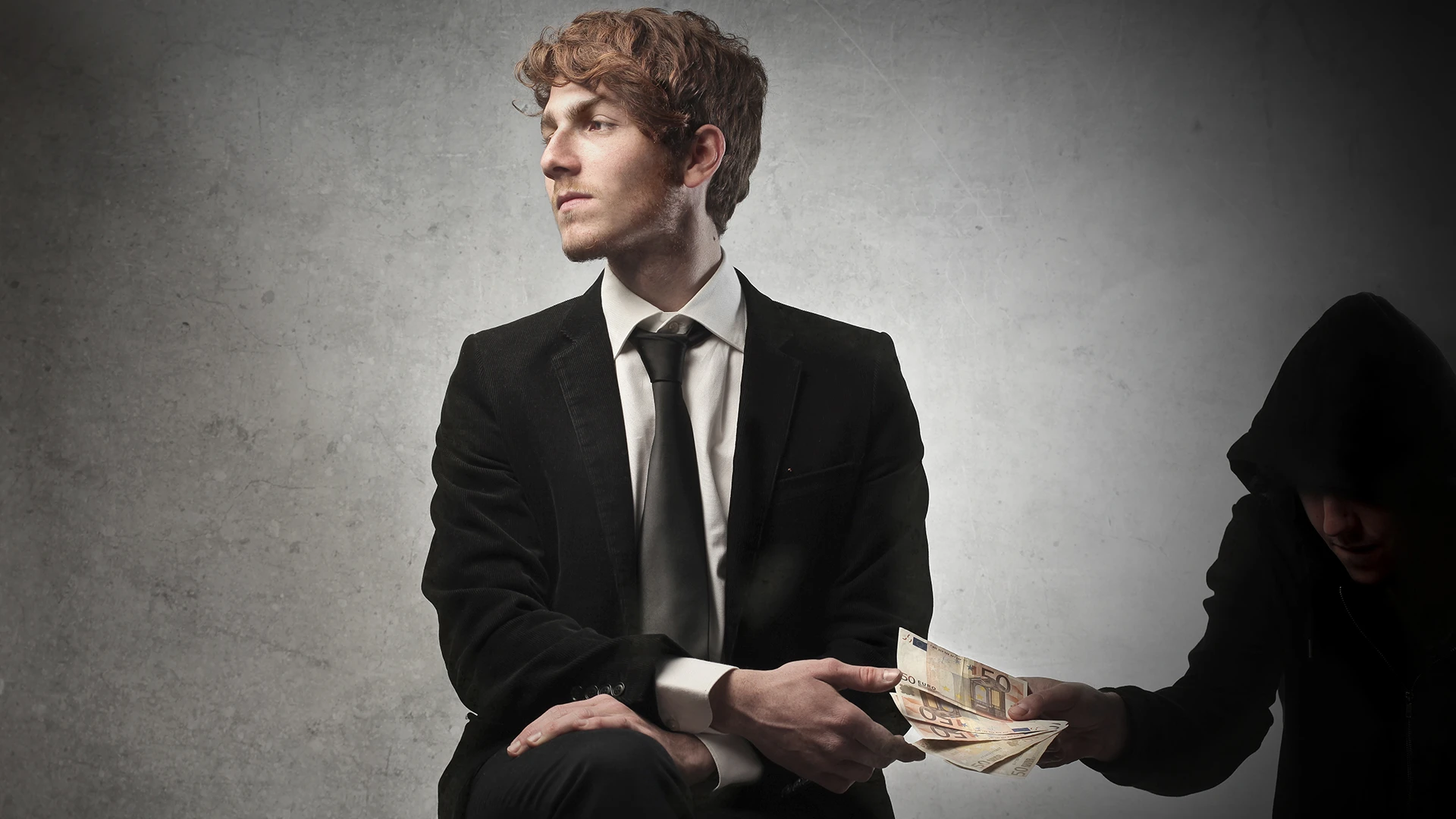 Koruptīvas darbības un citi finanšu noziegumi – indikatori, kas par to liecina