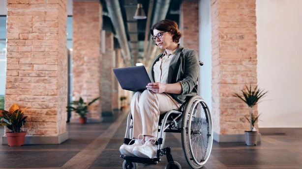 Iespēja saņemt dotāciju darba vietas pielāgošanai darbiniekam ar invaliditāti