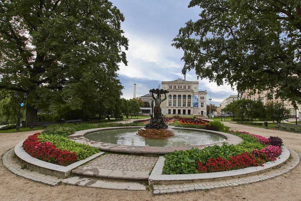 Kā grāmatvedībā uzrādīt Rīgā ieviesto nodevu par atpūtnieku un tūristu uzņemšanu?