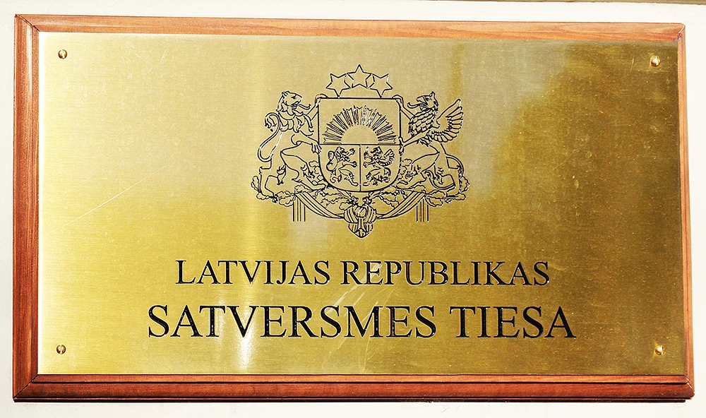 Satversmes tiesa vērtēs, vai sociālā stipendija pienākas arī ārpus Latvijas studējošajiem