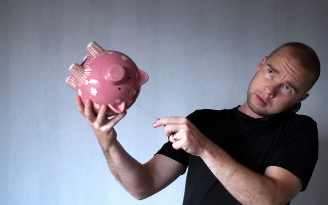 Kā rosināts mainīt bezdarbnieku pabalsta izmaksas kārtību?